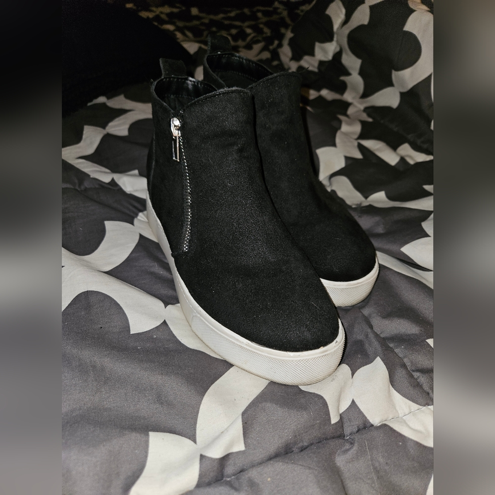 2 pair of wedge sneakers